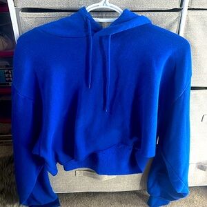 CROPPED URBAN PLANET HOODIE